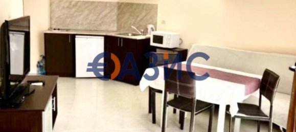 1 bedroom Apartment in Sveti Vlas, Bulgaria No. 177 2