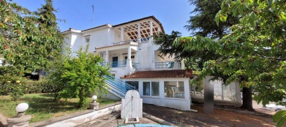 8 bedrooms Villa in Thessaloniki, Greece No. 8303 3