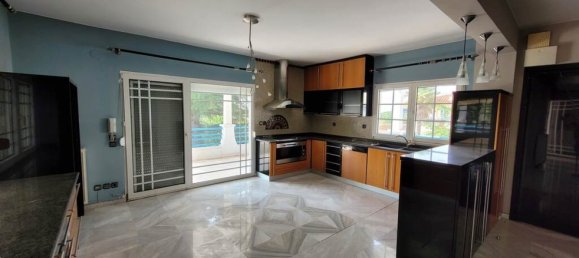 8 bedrooms Villa in Thessaloniki, Greece No. 8303 12