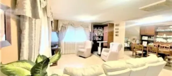 5 bedrooms House in Valencia, Spain No. 121677 7