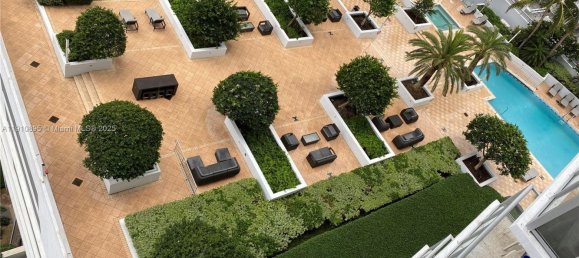 1 dormitorio propiedad comercial en venta en Miami, Miami-Dade, Florida, USA № 614225 17