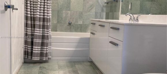 1 dormitorio propiedad comercial en venta en Miami, Miami-Dade, Florida, USA № 614225 7