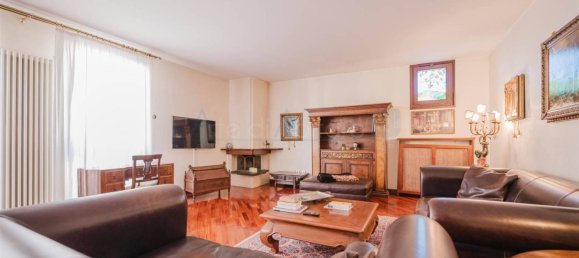 4 bedrooms Apartment in Padua, Italy No. 216850 2