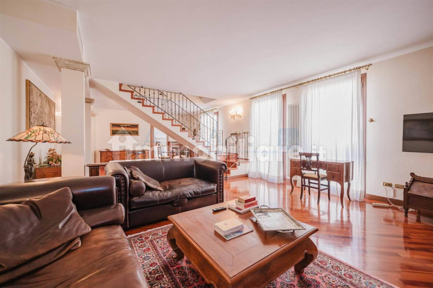 4 bedrooms Apartment in Padua, Italy No. 216850