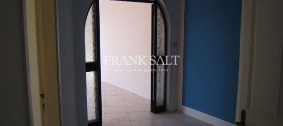 Bureau à Msida, Malta 83m² No. 12581 5