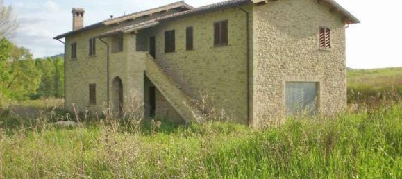 Studio in Gubbio, Italy No. 1483 5