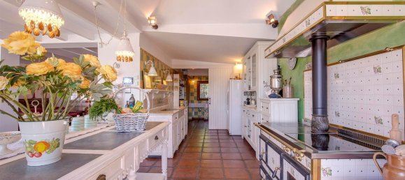 5 bedrooms House in Marbella, Spain No. 75192 9