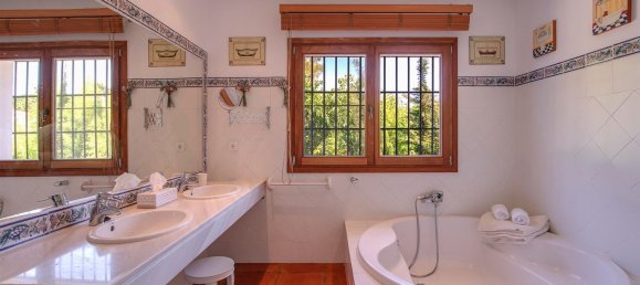 5 bedrooms House in Marbella, Spain No. 75192 27