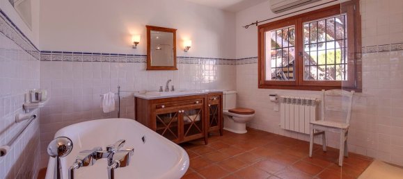 5 bedrooms House in Marbella, Spain No. 75192 20