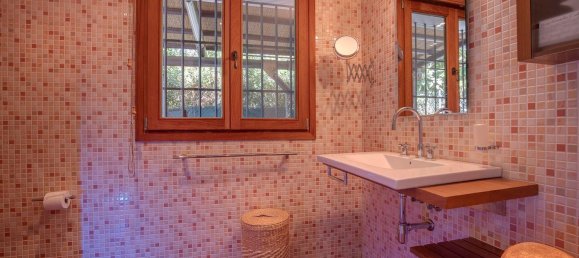 5 bedrooms House in Marbella, Spain No. 75192 24