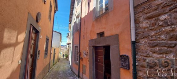 Casa de 2 dormitorios en Coreglia Antelminelli, Italy No. 705 2