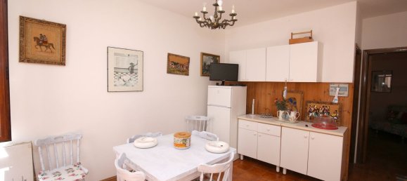 2-salle Appartement à Castelsardo, Italy No. 291943 3