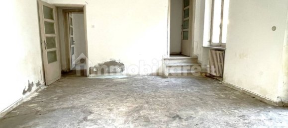 4 Schlafzimmer Haus in Verona, Italy, Nr. 370391 7