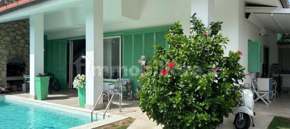 4 غرف نوم فيلا في Ladispoli, Italy رقم 350931 5