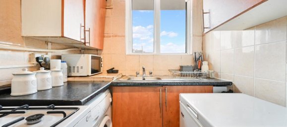 2 bedrooms Apartment in London, United Kingdom No. 9892 33