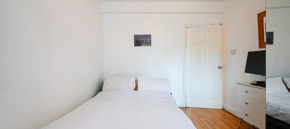 2 bedrooms Apartment in London, United Kingdom No. 9892 30