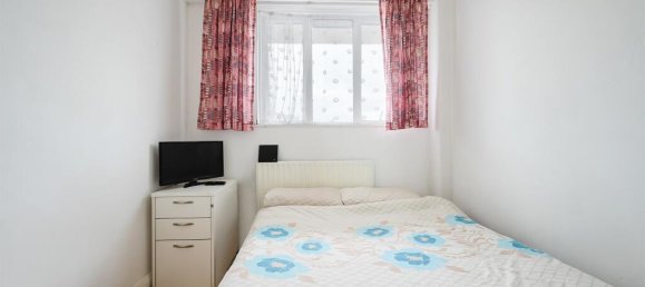 2 bedrooms Apartment in London, United Kingdom No. 9892 10