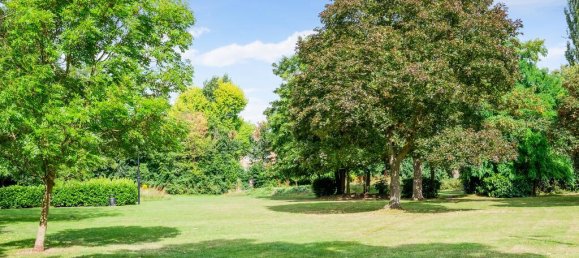 2 bedrooms Apartment in London, United Kingdom No. 9892 2