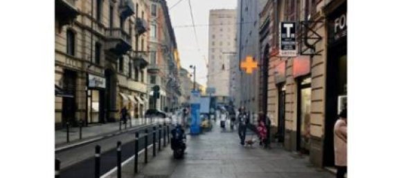 1-Zimmer Gewerbliche Immobilie in Turin, Italy, Nr. 156996 9