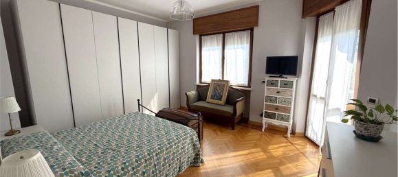 7 Schlafzimmer Villa in Chivasso, Italy, Nr. 339594 15