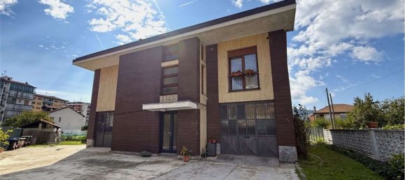 7 Schlafzimmer Villa in Chivasso, Italy, Nr. 339594 2