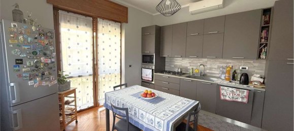 7 Schlafzimmer Villa in Chivasso, Italy, Nr. 339594 10