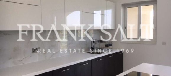 Квартира с 3 спальнями в Айнсилем, Мальта № 5717 10