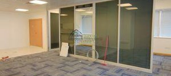3866m² Office in Sheikh Zayed Road, UAE No. 9445 3