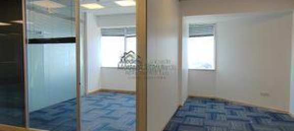 3866m² Office in Sheikh Zayed Road, UAE No. 9445 8