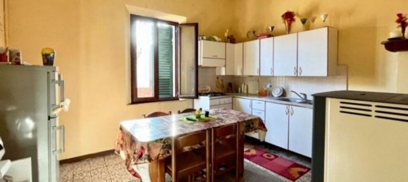 12 rooms House in Castiglione del Lago, Italy No. 255807 12