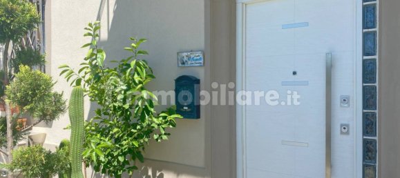 3 chambres Appartement à Quarrata, Italy No. 352834 3