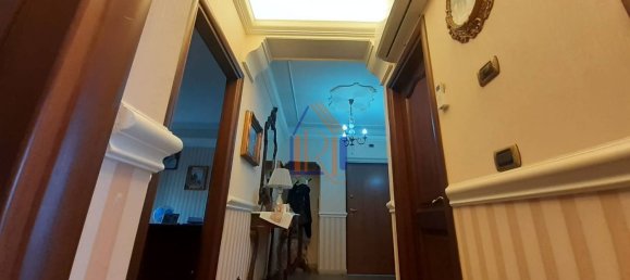 4 bedrooms Apartment in Catanzaro, Italy No. 328281 18