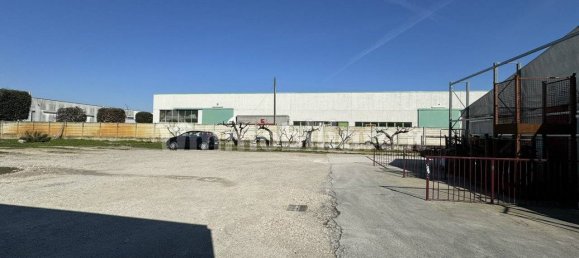 750m² Warehouse in Monselice, Italy No. 293612 7