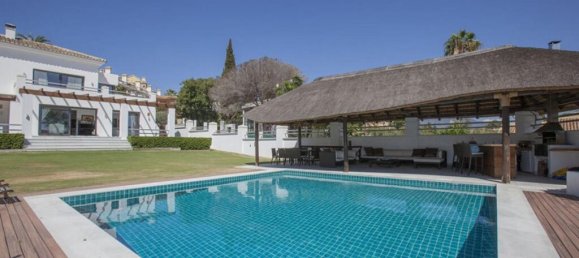 Villa T5 em Marbella, Spain N.º 66074 2