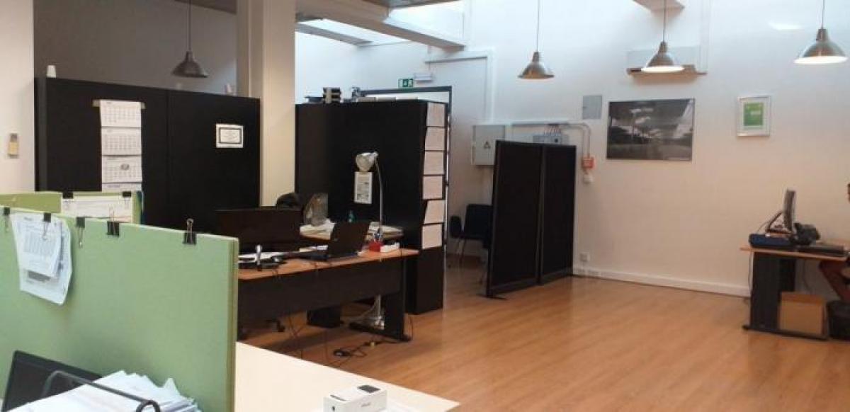 Oficina en Sintra, Portugal 180 m² No. 7979