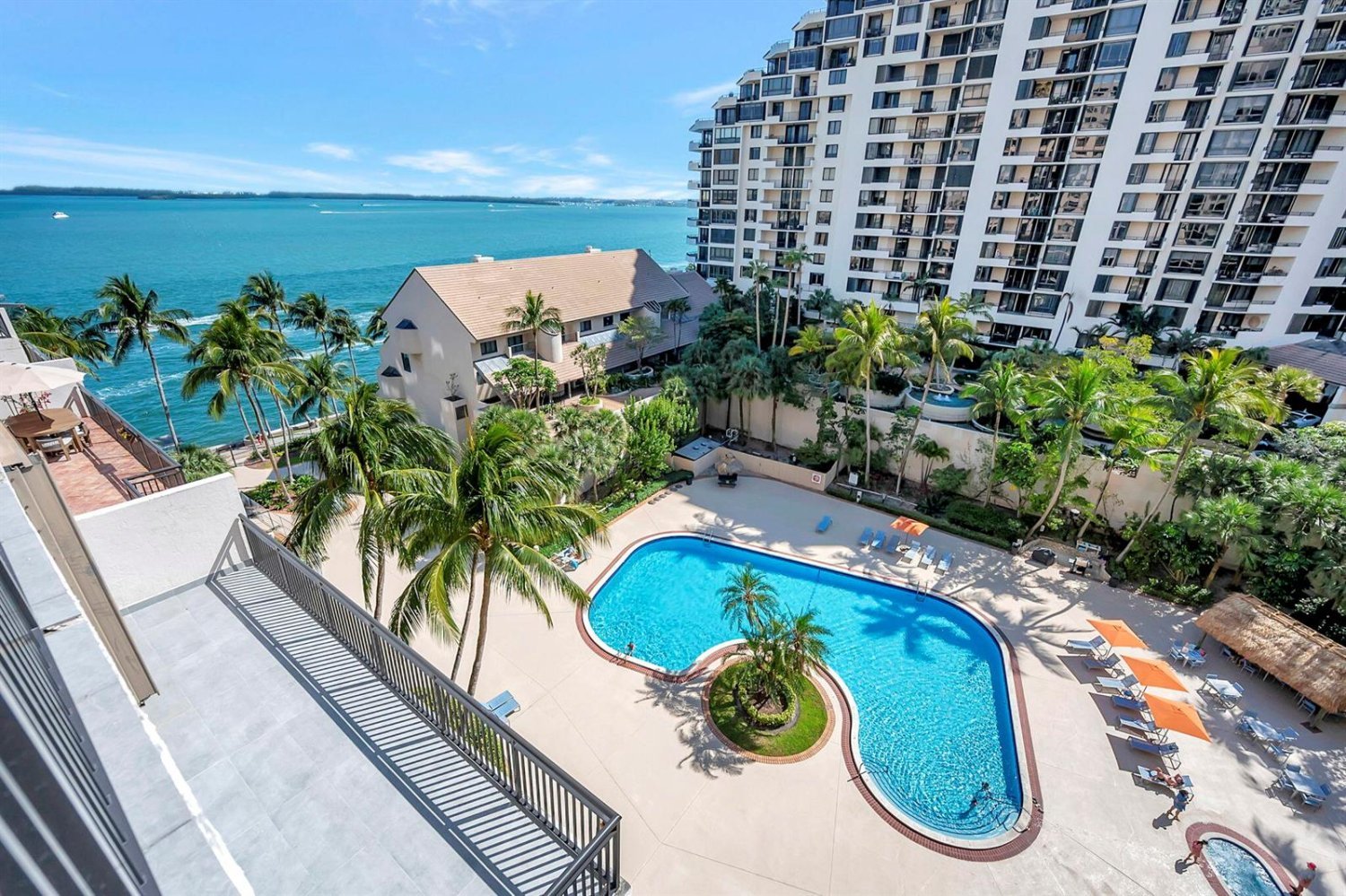 2 dormitorios propiedad comercial en venta en Miami, Miami-Dade, Florida, USA № 615895