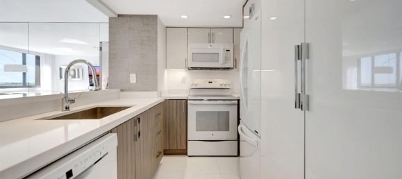 2 dormitorios propiedad comercial en venta en Miami, Miami-Dade, Florida, USA № 615895 30