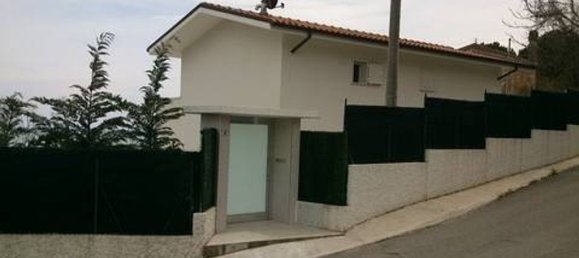 3 bedrooms Villa in Tortoreto, Italy No. 159611 3