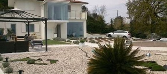 3 bedrooms Villa in Tortoreto, Italy No. 159611 8