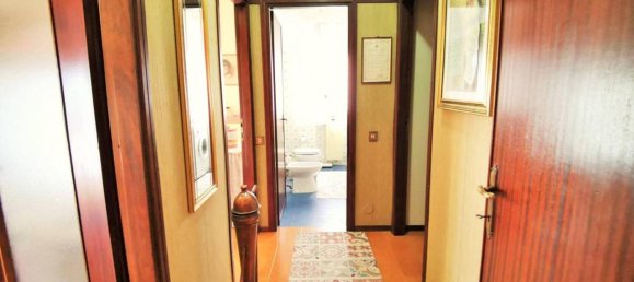 4-salle Appartement à Fara Gera d'Adda, Italy No. 32237 11