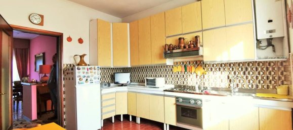 4-salle Appartement à Fara Gera d'Adda, Italy No. 32237 10