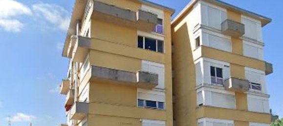 3 rooms Apartment in Cardano al Campo, Italy No. 5418 15