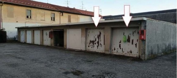 3 rooms Apartment in Cardano al Campo, Italy No. 5418 28