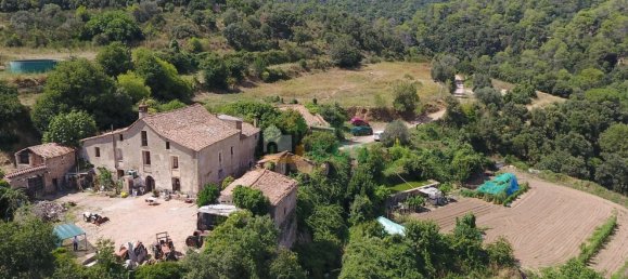 5 bedrooms House in Terrassa, Spain No. 137097 8