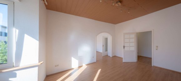 3 bedrooms Apartment in Pforzheim, Germany No. 71307 3