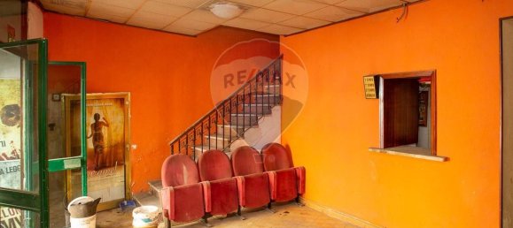 Gewerbliche Immobilie in Catania, Italy 250m², Nr. 259674 5