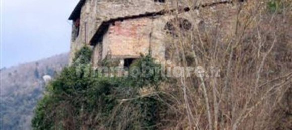 Дом с 4 спальнями в Кастель Витторио, Италия № 159259 12