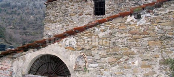 Дом с 4 спальнями в Кастель Витторио, Италия № 159259 11