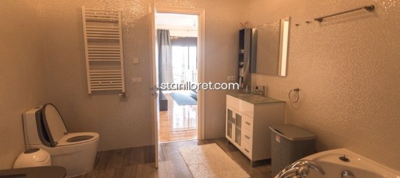 4 غرف نوم فيلا في Lloret de Mar, Spain رقم 14832 25