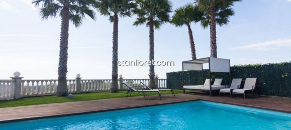 4 غرف نوم فيلا في Lloret de Mar, Spain رقم 14832 5